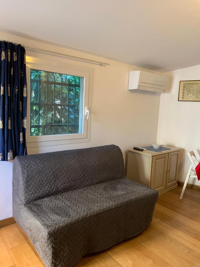 Resort Dependance Di Villa Rosa Maria Σαβόνα Εξωτερικό φωτογραφία